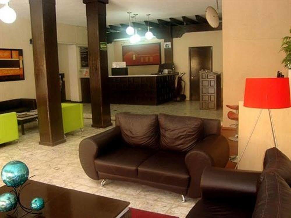 Hotel Colon Express กัวดาลาฮารา ภายนอก รูปภาพ